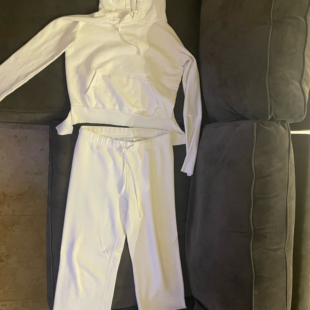 Frank & Eileen White Apparel